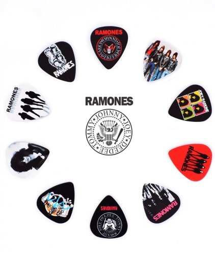 ramones-1.jpg